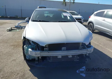 2017 Lincoln Mkz Hybrid Reserve z USA, uszkodzony, nr VIN 3LN6L5MU4HR611927